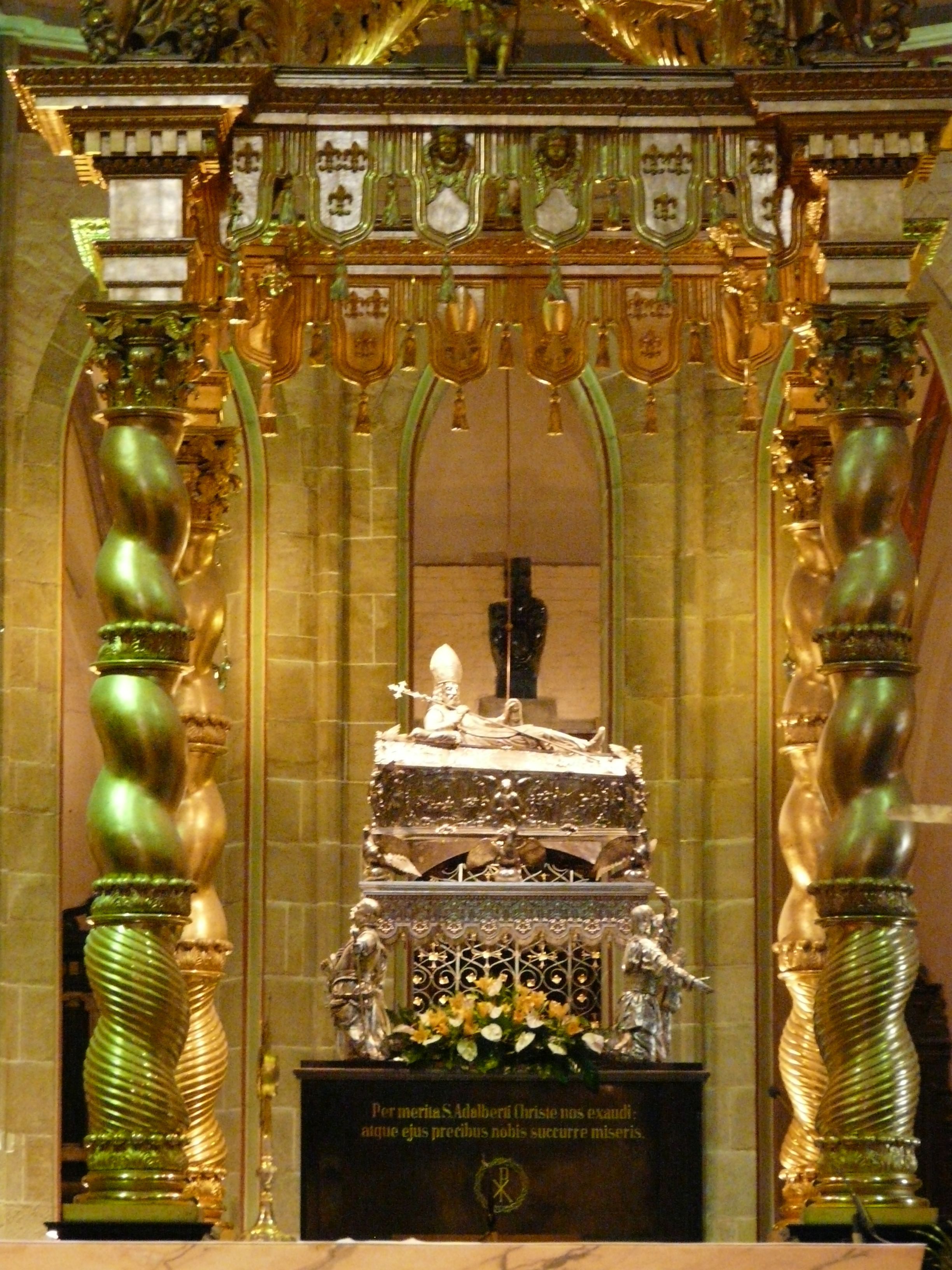 https://mdw-travel-data-us-east-1.s3.amazonaws.com/img/country/Poland/Gniezno-Archdiocese-Museum/img_03.jpg