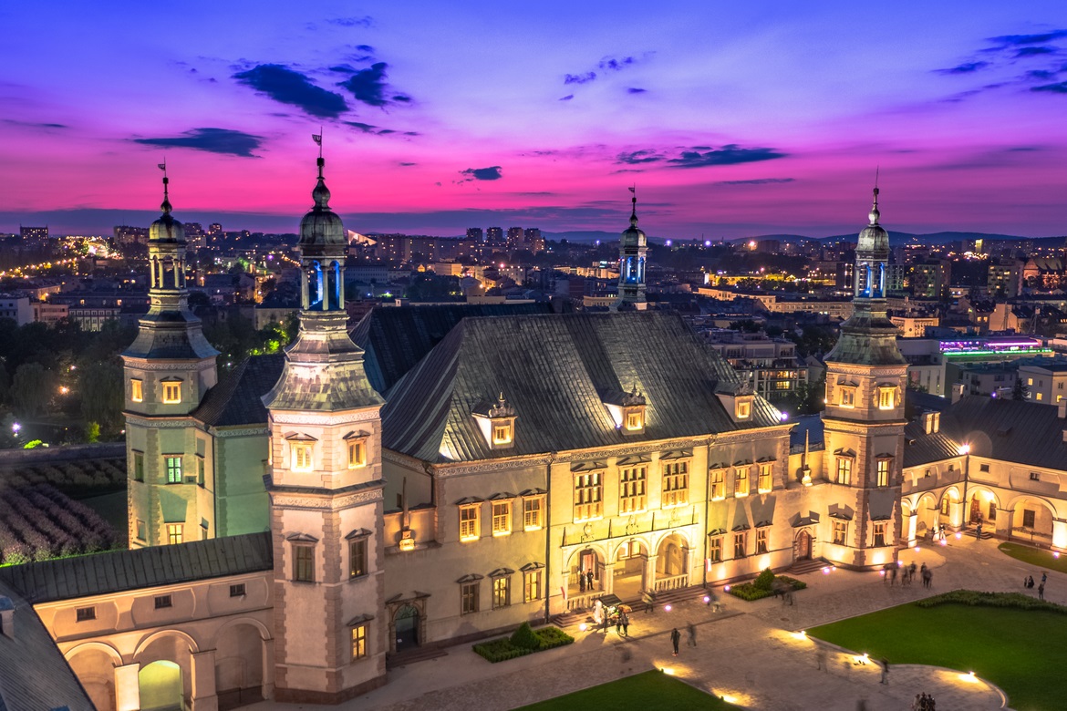 https://mdw-travel-data-us-east-1.s3.amazonaws.com/img/country/Poland/Kielce-Trade-Fairs/img_00.jpg