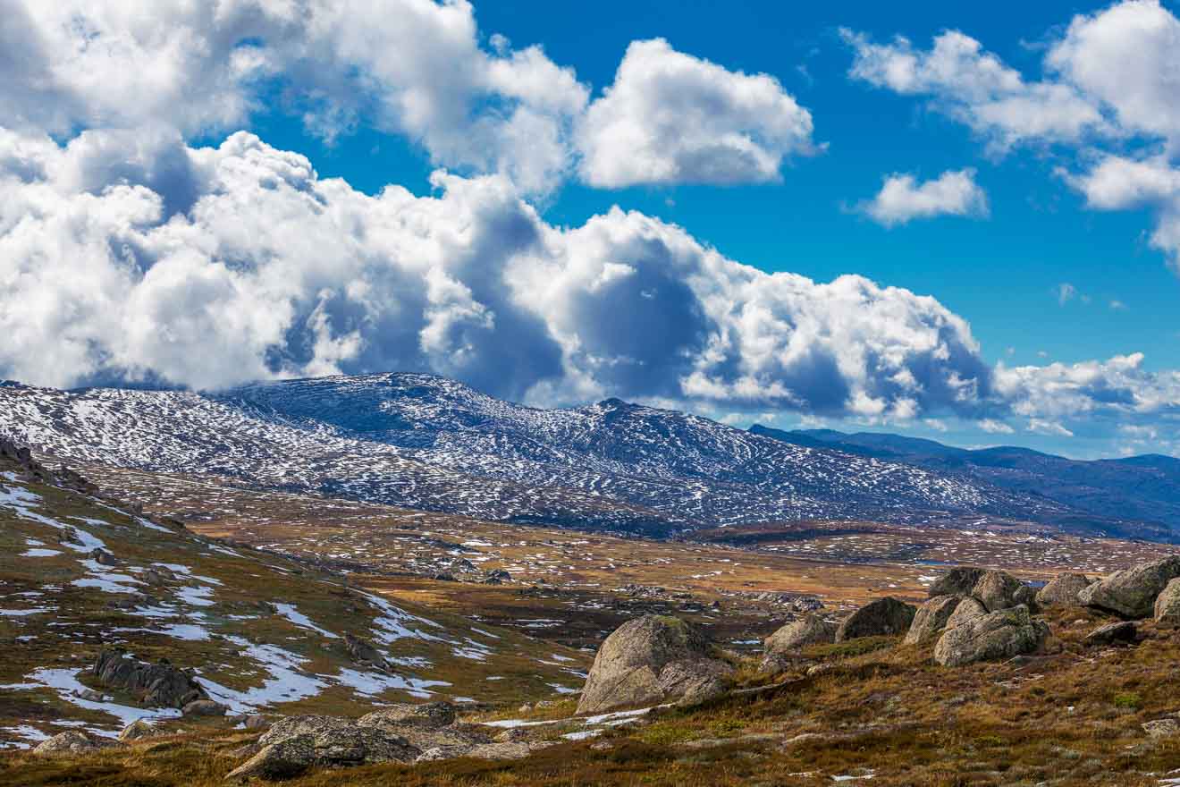 https://mdw-travel-data-us-east-1.s3.amazonaws.com/img/country/Poland/Kosciuszko-Park-Lake/img_00.jpg
