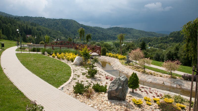 https://mdw-travel-data-us-east-1.s3.amazonaws.com/img/country/Poland/Muszyna-Spa-Park/img_01.jpg
