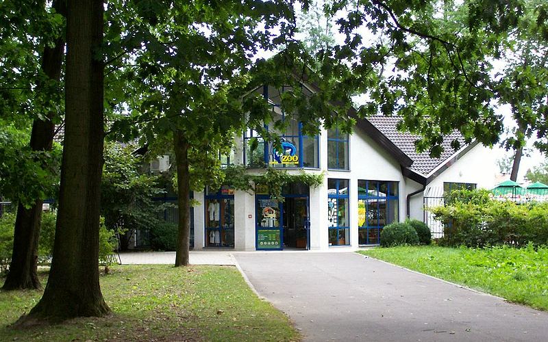 https://mdw-travel-data-us-east-1.s3.amazonaws.com/img/country/Poland/Opole-Zoo/img_03.jpg