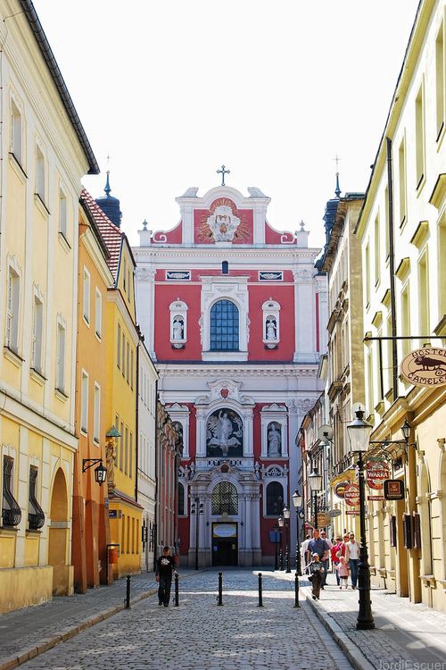 https://mdw-travel-data-us-east-1.s3.amazonaws.com/img/country/Poland/Parish-Church-of-St-Stanislaus-of-Szczepanow/img_00.jpg