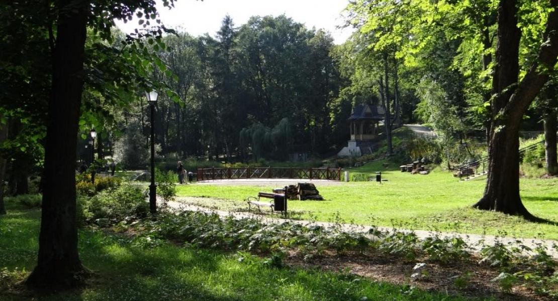 https://mdw-travel-data-us-east-1.s3.amazonaws.com/img/country/Poland/Park-Dolny/img_01.jpg