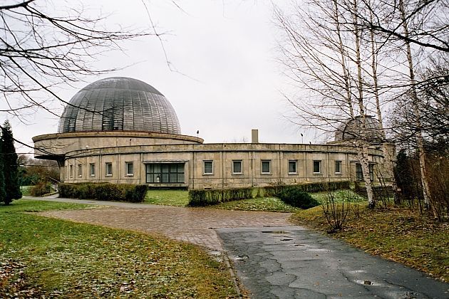 https://mdw-travel-data-us-east-1.s3.amazonaws.com/img/country/Poland/Planetarium-and-Astronomical-Observatory-in-the-New-Town/img_00.jpg