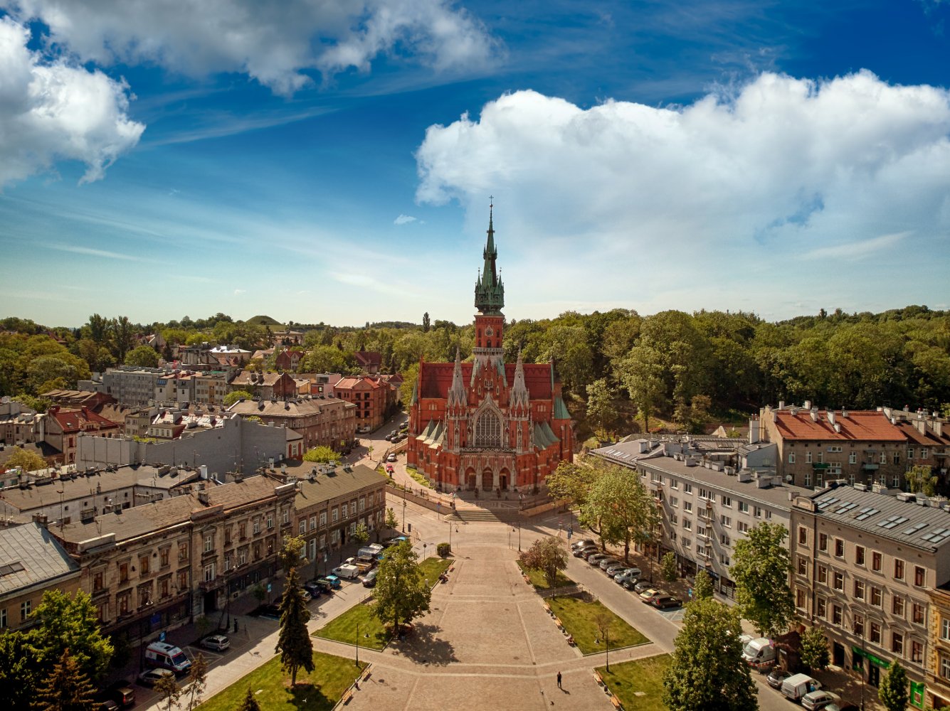 https://mdw-travel-data-us-east-1.s3.amazonaws.com/img/country/Poland/Podgorze-District/img_03.jpg