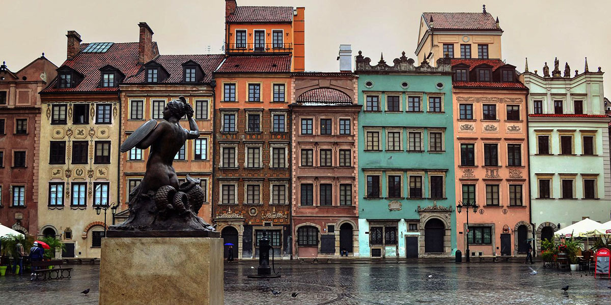 https://mdw-travel-data-us-east-1.s3.amazonaws.com/img/country/Poland/Polanka/img_01.jpg