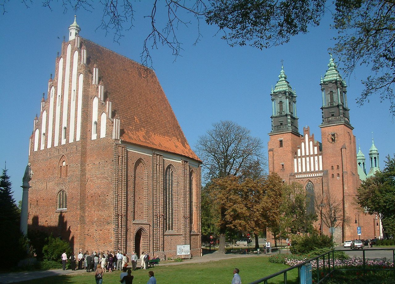 https://mdw-travel-data-us-east-1.s3.amazonaws.com/img/country/Poland/Poznan-Cathedral-Museum/img_02.jpg