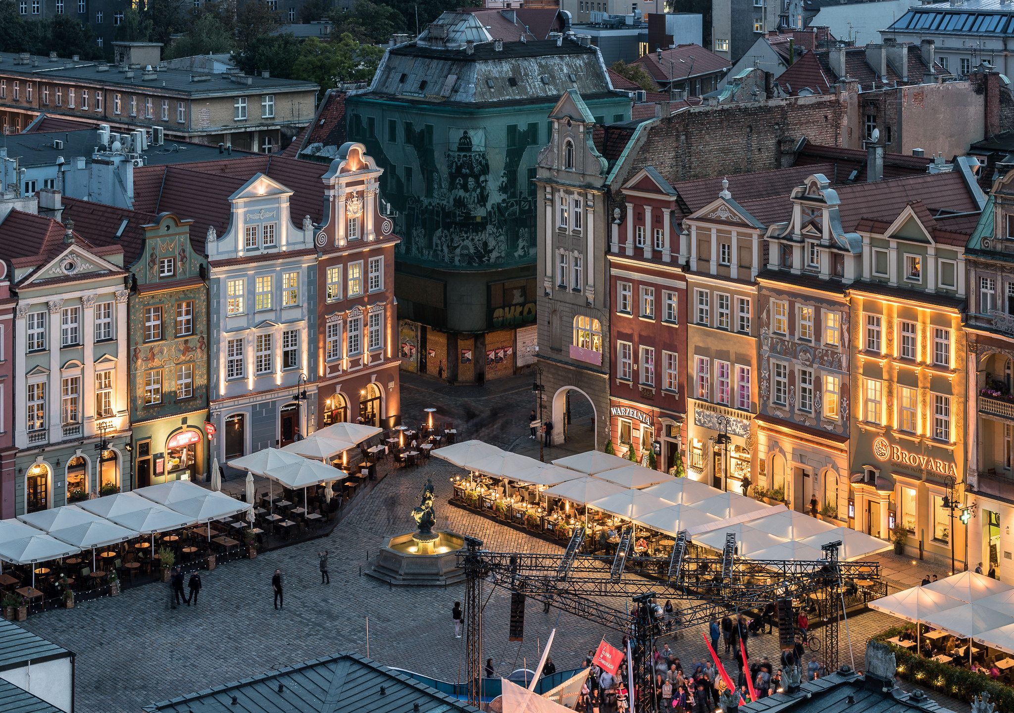 https://mdw-travel-data-us-east-1.s3.amazonaws.com/img/country/Poland/Poznan-New-Theatre/img_01.jpg