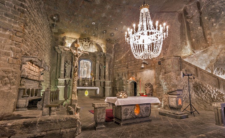 https://mdw-travel-data-us-east-1.s3.amazonaws.com/img/country/Poland/Rzeszow-Castle/img_04.jpg