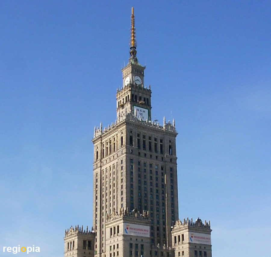 https://mdw-travel-data-us-east-1.s3.amazonaws.com/img/country/Poland/Rzeszow-Castle/img_05.jpg