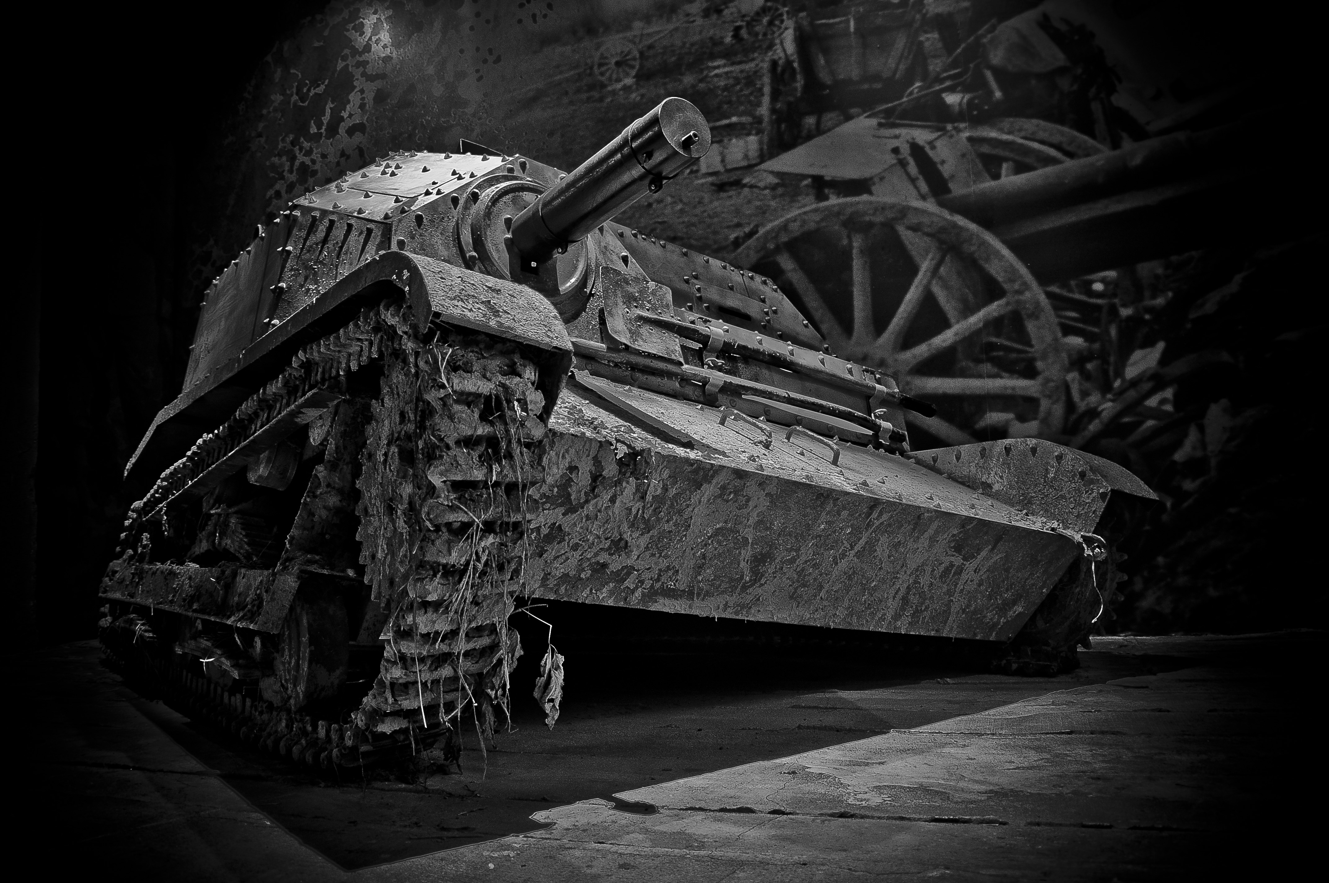 https://mdw-travel-data-us-east-1.s3.amazonaws.com/img/country/Poland/Schindlers-Factory-Museum/img_02.jpg