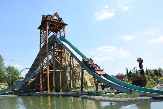 https://mdw-travel-data-us-east-1.s3.amazonaws.com/img/country/Poland/Silesian-Park/img_01.jpg