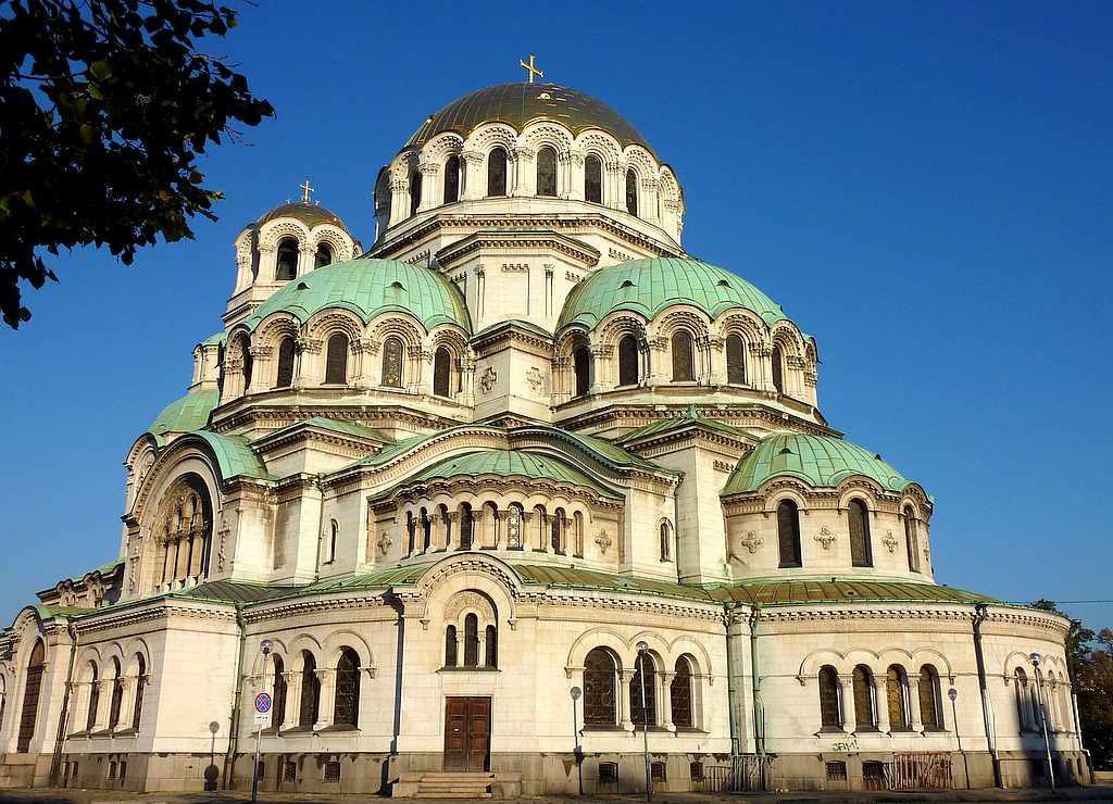 https://mdw-travel-data-us-east-1.s3.amazonaws.com/img/country/Poland/St-Alexander-Newski-Cathedral/img_01.jpg