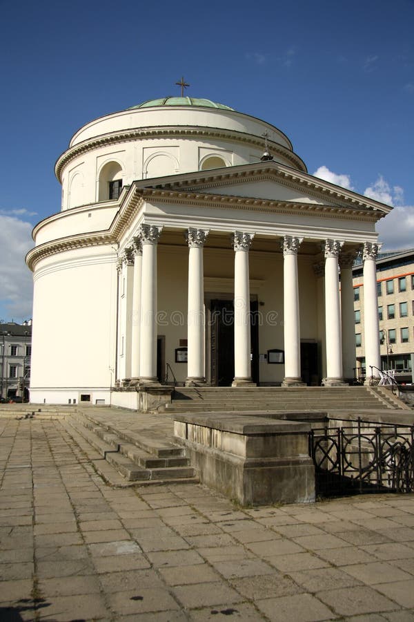 https://mdw-travel-data-us-east-1.s3.amazonaws.com/img/country/Poland/St-Alexander-Newski-Cathedral/img_02.jpg