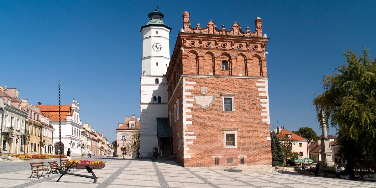 https://mdw-travel-data-us-east-1.s3.amazonaws.com/img/country/Poland/Swietokrzyskie-Mountains/img_01.jpg
