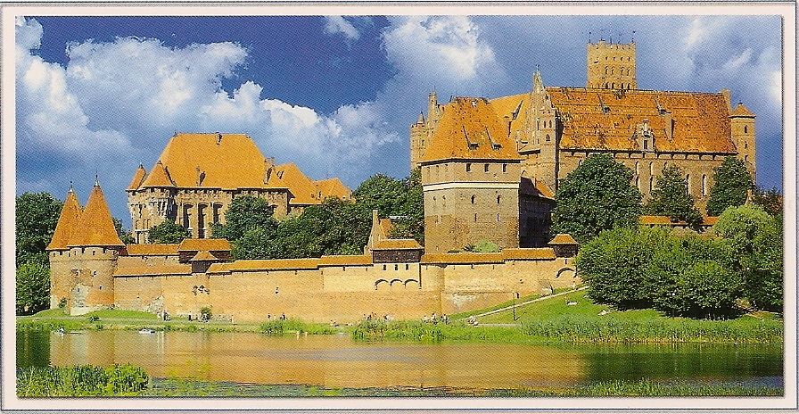 https://mdw-travel-data-us-east-1.s3.amazonaws.com/img/country/Poland/Teutonic-Castle-in-Malbork/img_03.jpg