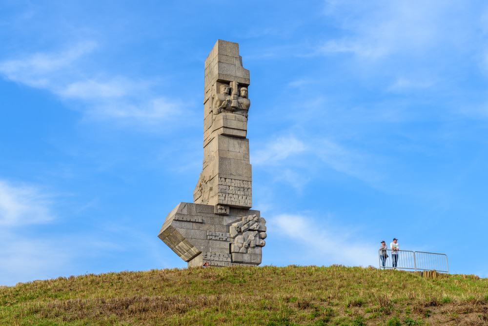 https://mdw-travel-data-us-east-1.s3.amazonaws.com/img/country/Poland/Westerplatte/img_02.jpg