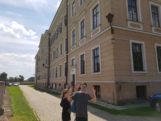 https://mdw-travel-data-us-east-1.s3.amazonaws.com/img/country/Poland/Zamek-Lubomirskich-w-Przeworsku/img_02.jpg