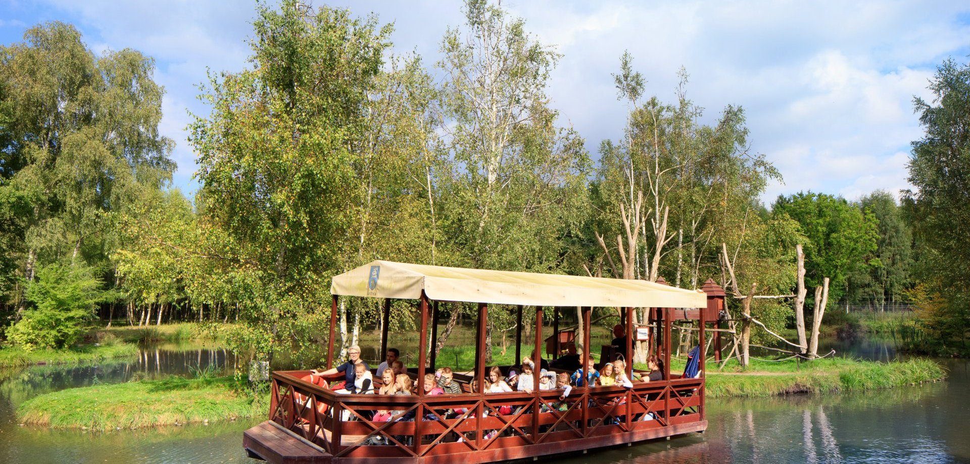 https://mdw-travel-data-us-east-1.s3.amazonaws.com/img/country/Poland/Zoo-Safari-Park/img_03.jpg