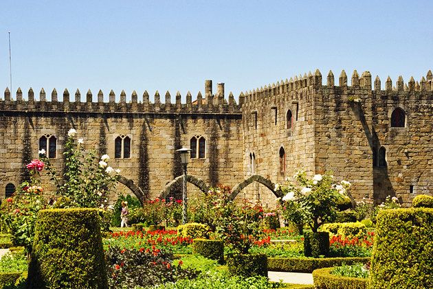 https://mdw-travel-data-us-east-1.s3.amazonaws.com/img/country/Portugal/Antigo-Paco-Episcopal-Bracarense/img_02.jpg