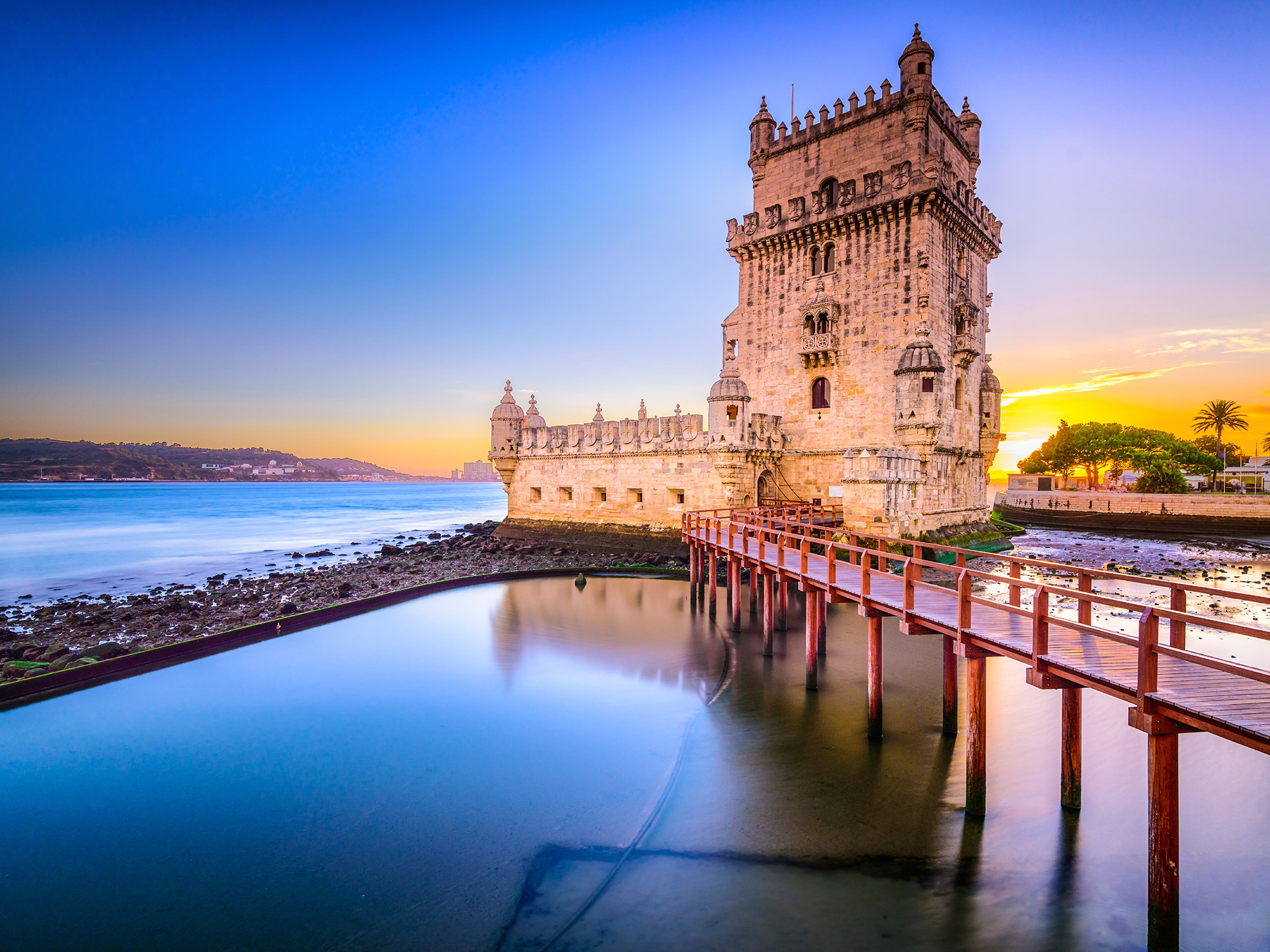 https://mdw-travel-data-us-east-1.s3.amazonaws.com/img/country/Portugal/Belem-Tower/img_02.jpg