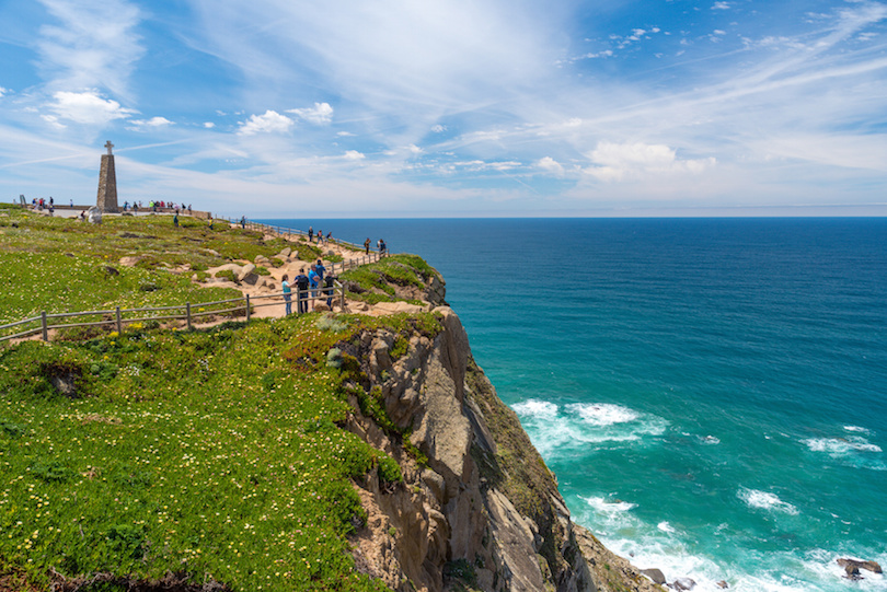 https://mdw-travel-data-us-east-1.s3.amazonaws.com/img/country/Portugal/Cabo-da-Roca/img_00.jpg