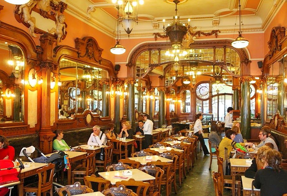 https://mdw-travel-data-us-east-1.s3.amazonaws.com/img/country/Portugal/Cafe-Majestic/img_01.jpg