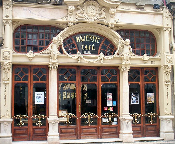https://mdw-travel-data-us-east-1.s3.amazonaws.com/img/country/Portugal/Cafe-Majestic/img_02.jpg