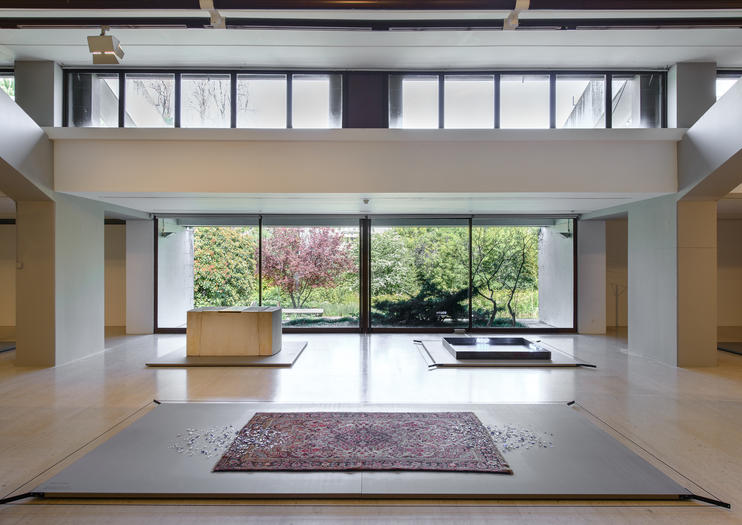 https://mdw-travel-data-us-east-1.s3.amazonaws.com/img/country/Portugal/Calouste-Gulbenkian-Museum/img_00.jpg