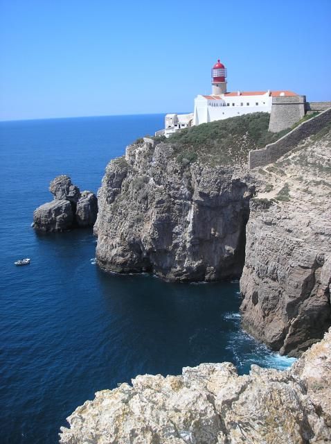 https://mdw-travel-data-us-east-1.s3.amazonaws.com/img/country/Portugal/Cape-Saint-Vincent/img_03.jpg