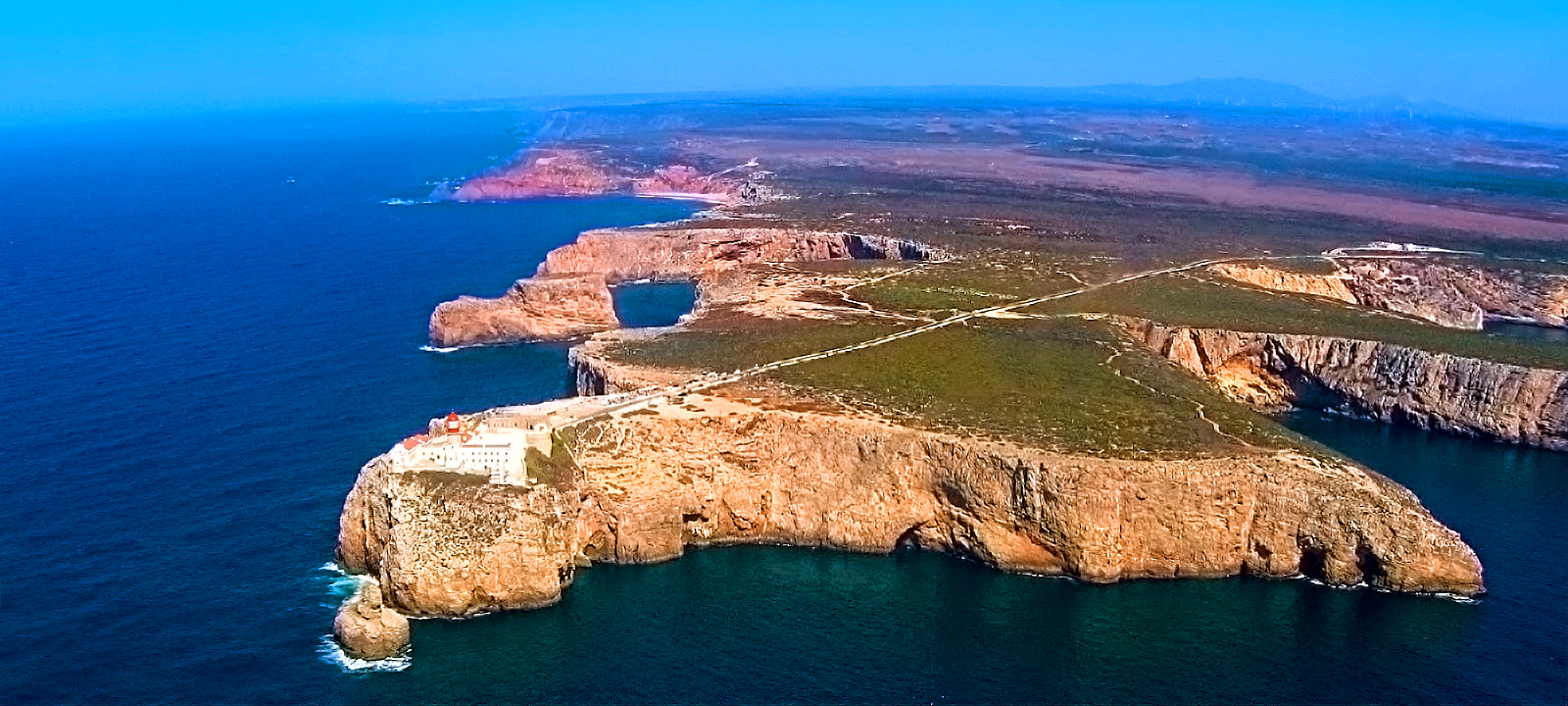 https://mdw-travel-data-us-east-1.s3.amazonaws.com/img/country/Portugal/Cape-St-Vincent/img_01.jpg
