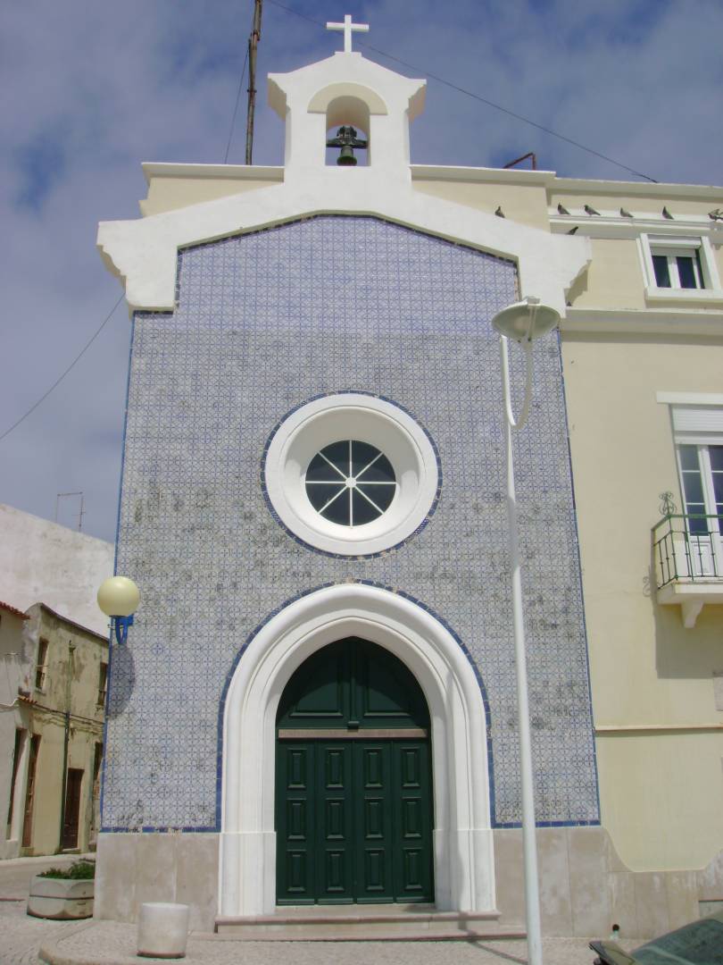 https://mdw-travel-data-us-east-1.s3.amazonaws.com/img/country/Portugal/Capela-da-Senhora-dos-Aflitos/img_03.jpg