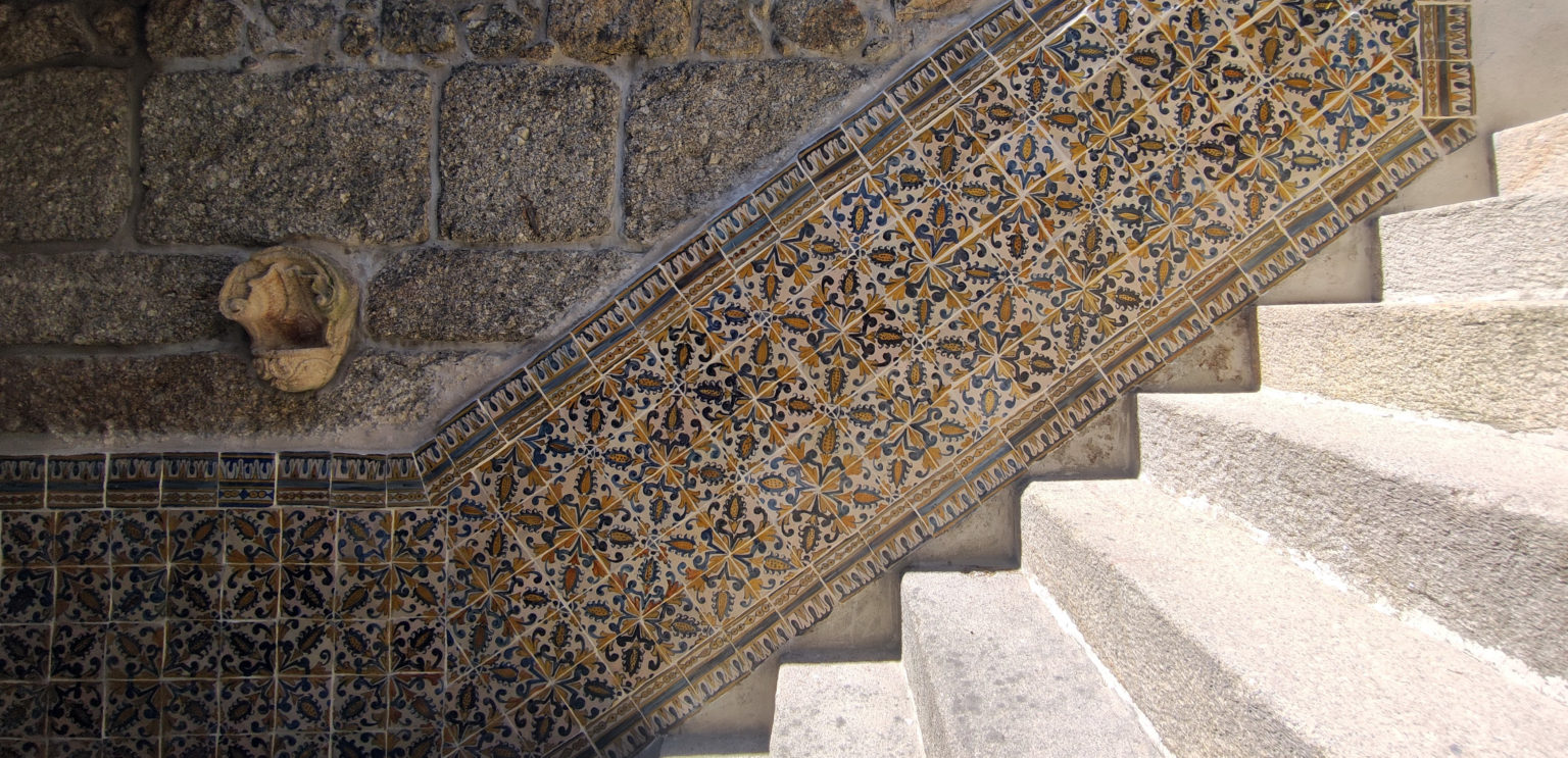 https://mdw-travel-data-us-east-1.s3.amazonaws.com/img/country/Portugal/Casa-Museu-Almeida-Moreira/img_03.jpg