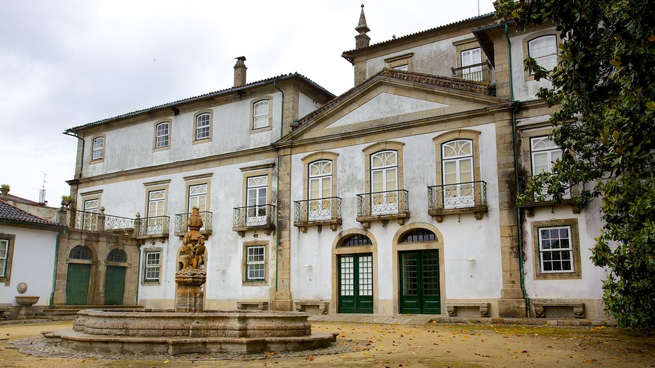 https://mdw-travel-data-us-east-1.s3.amazonaws.com/img/country/Portugal/Casa-dos-Biscainhos/img_02.jpg