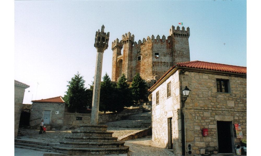 https://mdw-travel-data-us-east-1.s3.amazonaws.com/img/country/Portugal/Castle-of-Penedono/img_03.jpg