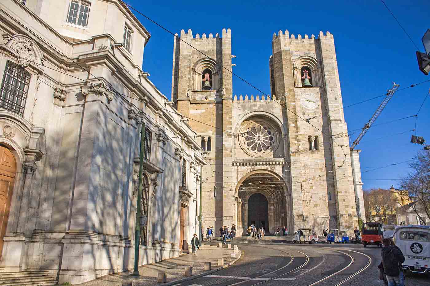https://mdw-travel-data-us-east-1.s3.amazonaws.com/img/country/Portugal/Cathedral-Museum/img_03.jpg