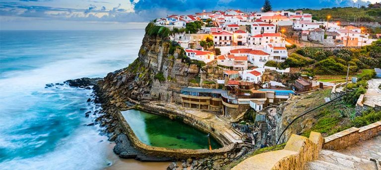 https://mdw-travel-data-us-east-1.s3.amazonaws.com/img/country/Portugal/Centro-de-Artes/img_03.jpg