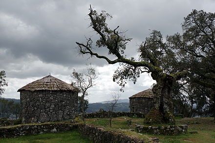 https://mdw-travel-data-us-east-1.s3.amazonaws.com/img/country/Portugal/Citania-de-Briteiros/img_01.jpg