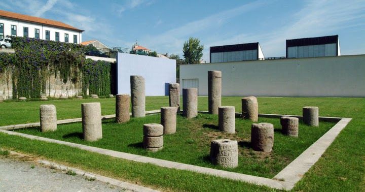 https://mdw-travel-data-us-east-1.s3.amazonaws.com/img/country/Portugal/Dom-Diogo-de-Sousa-Museum/img_00.jpg
