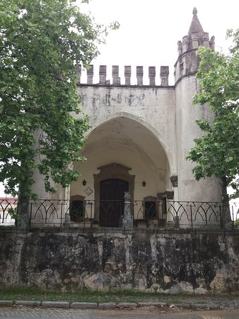 https://mdw-travel-data-us-east-1.s3.amazonaws.com/img/country/Portugal/Ermida-de-Sao-Bras/img_03.jpg