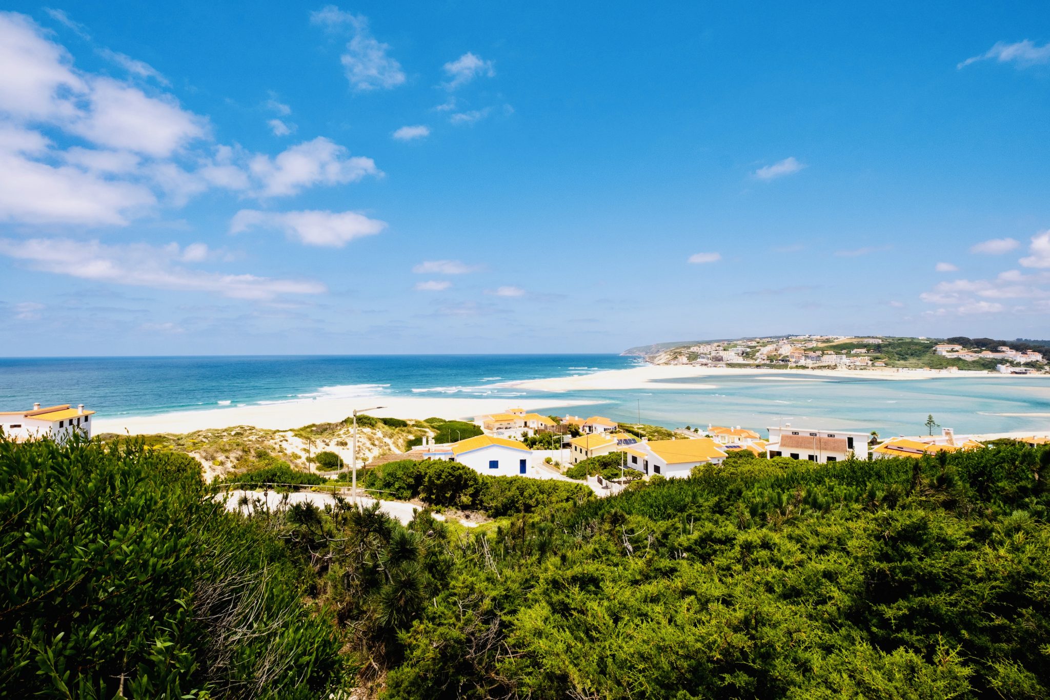 https://mdw-travel-data-us-east-1.s3.amazonaws.com/img/country/Portugal/Foz-do-Arelho/img_03.jpg