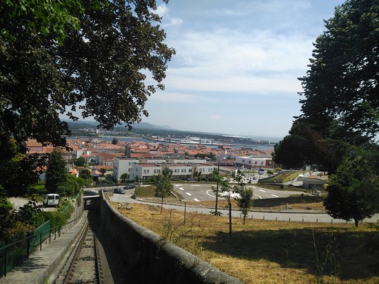 https://mdw-travel-data-us-east-1.s3.amazonaws.com/img/country/Portugal/Funicular-de-Santa-Luzia/img_01.jpg
