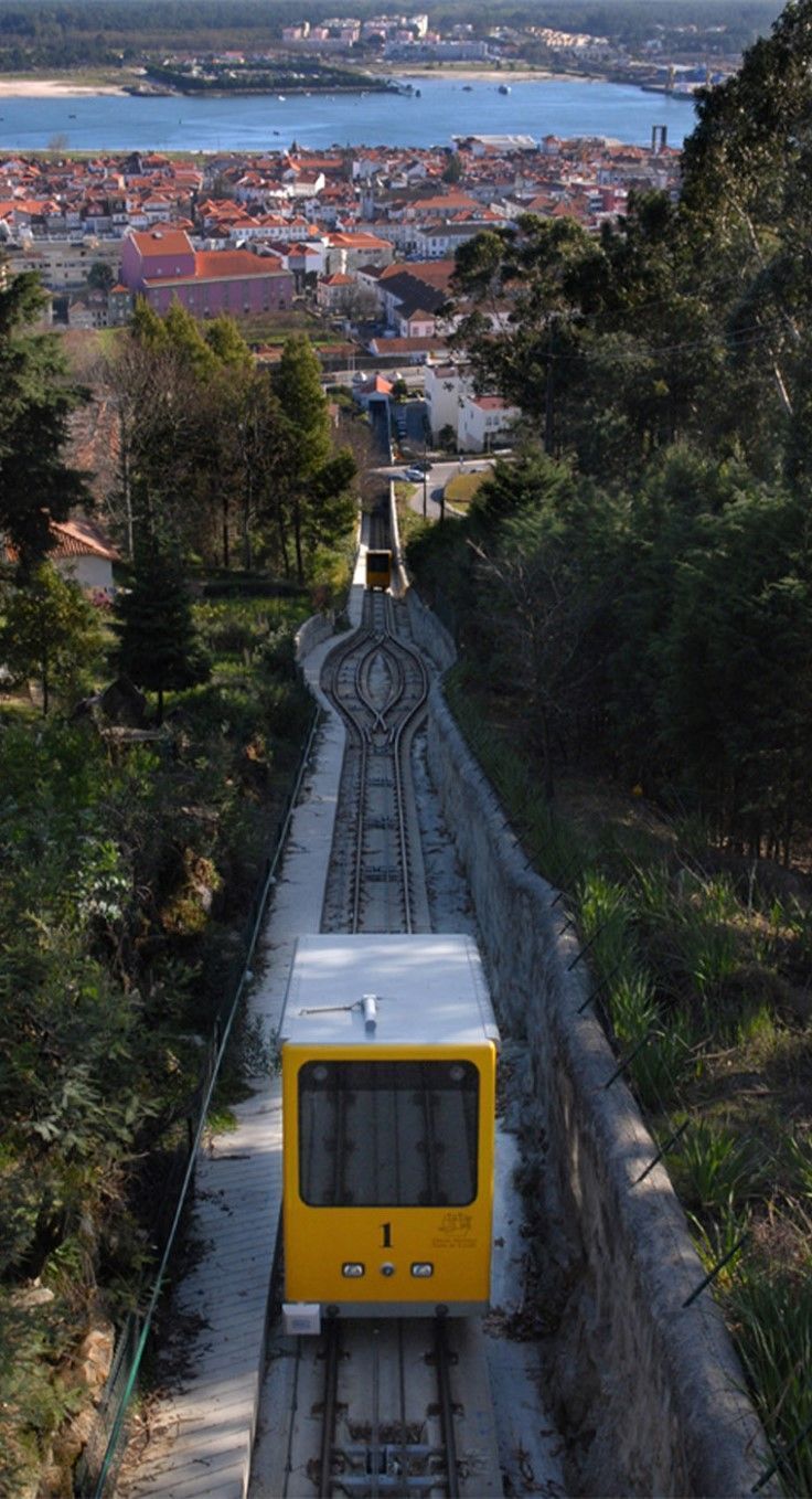 https://mdw-travel-data-us-east-1.s3.amazonaws.com/img/country/Portugal/Funicular-de-Santa-Luzia/img_02.jpg
