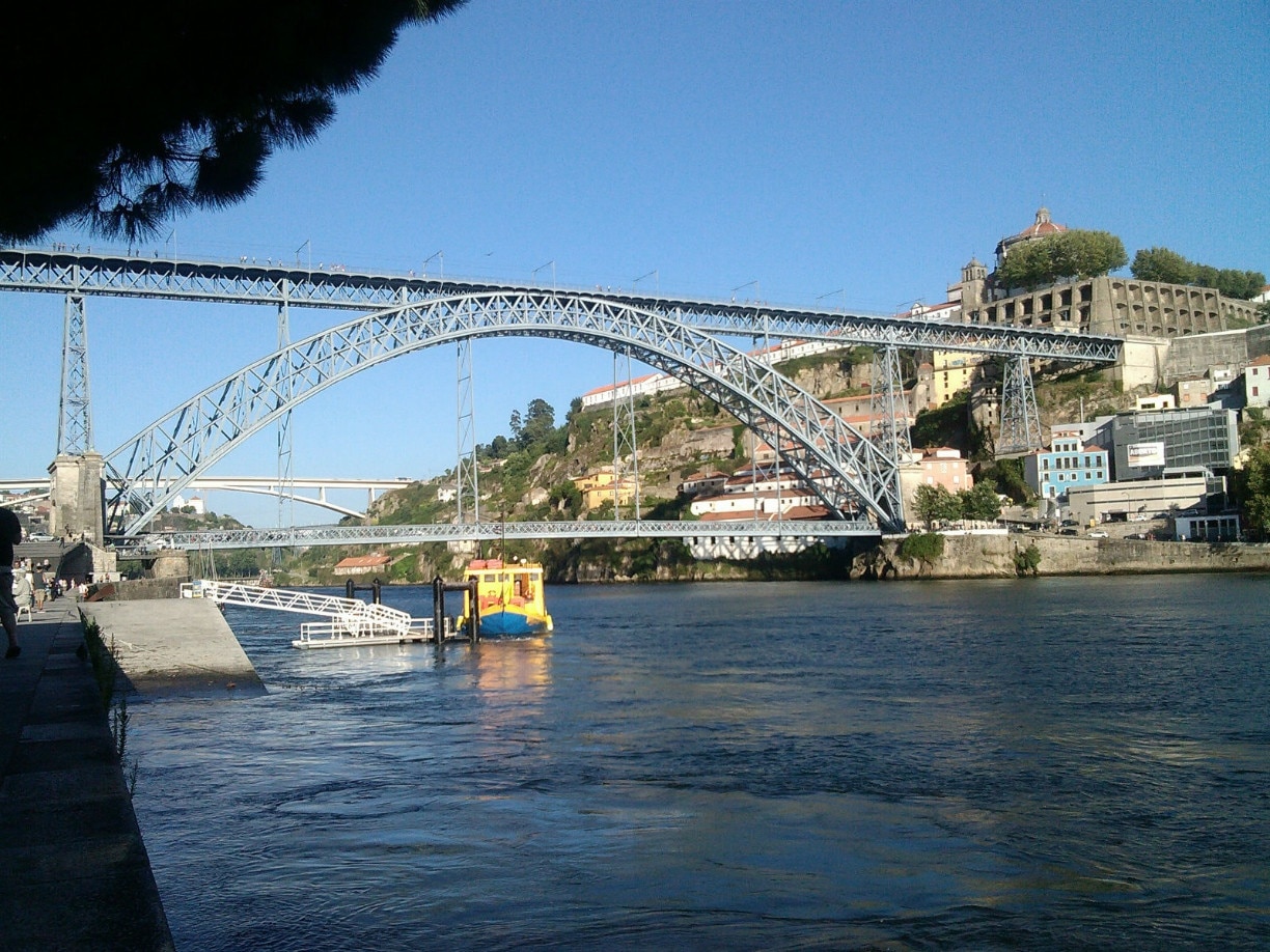 https://mdw-travel-data-us-east-1.s3.amazonaws.com/img/country/Portugal/Gondomar/img_02.jpg