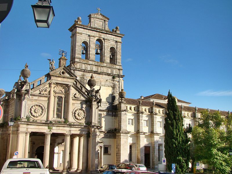 https://mdw-travel-data-us-east-1.s3.amazonaws.com/img/country/Portugal/Igreja-de-Nossa-Senhora-da-Graca/img_02.jpg