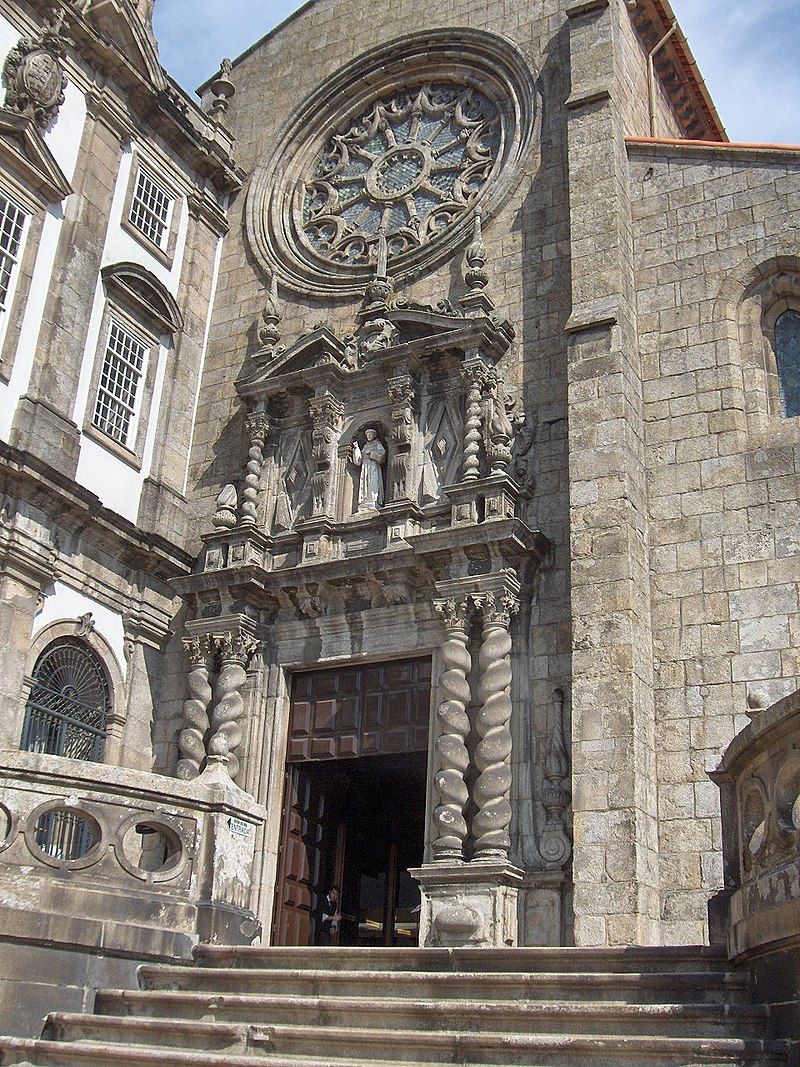 https://mdw-travel-data-us-east-1.s3.amazonaws.com/img/country/Portugal/Igreja-de-Sao-Francisco/img_03.jpg