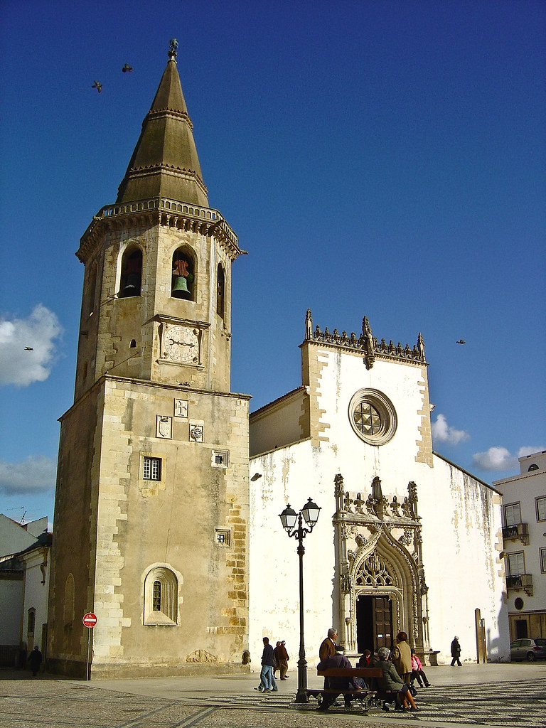 https://mdw-travel-data-us-east-1.s3.amazonaws.com/img/country/Portugal/Igreja-de-Sao-Joao-Baptista/img_03.jpg