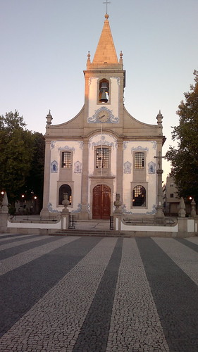 https://mdw-travel-data-us-east-1.s3.amazonaws.com/img/country/Portugal/Igreja-de-Sao-Mamede/img_02.jpg