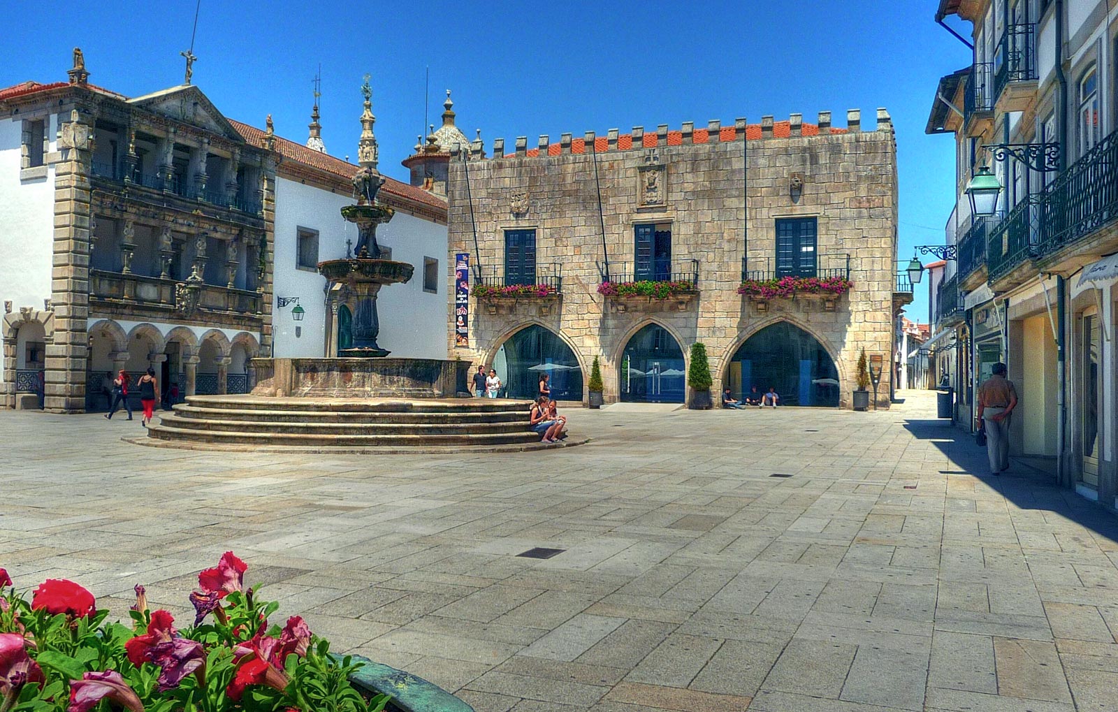 https://mdw-travel-data-us-east-1.s3.amazonaws.com/img/country/Portugal/Kartodromo-Internacional-de-Viana-do-Castelo/img_03.jpg