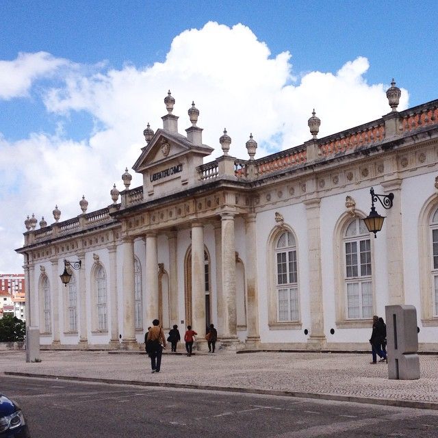 https://mdw-travel-data-us-east-1.s3.amazonaws.com/img/country/Portugal/Laboratorio-Chimico/img_02.jpg